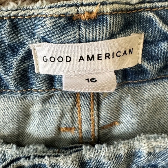 NWT Good American The Weekender High Rise Girlfriend Straight Distressed Jeans - Picture 3 of 11